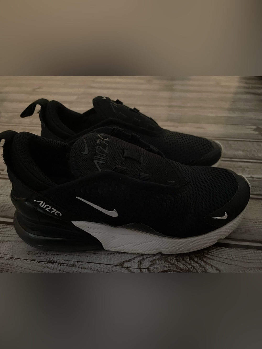 Nike Kids' Air Max 270 Extreme Running Shoes